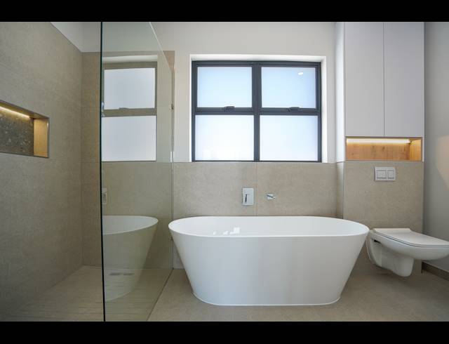 4 BEDROOM HOUSE FOR SALE IN SANDOWN